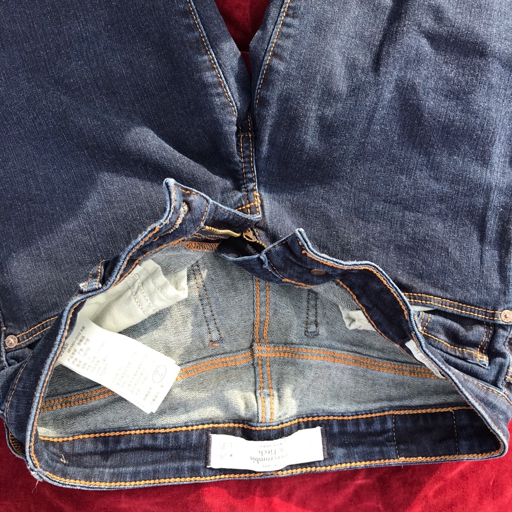 Abercrombie and Fitch New York Jeans 26 x 35